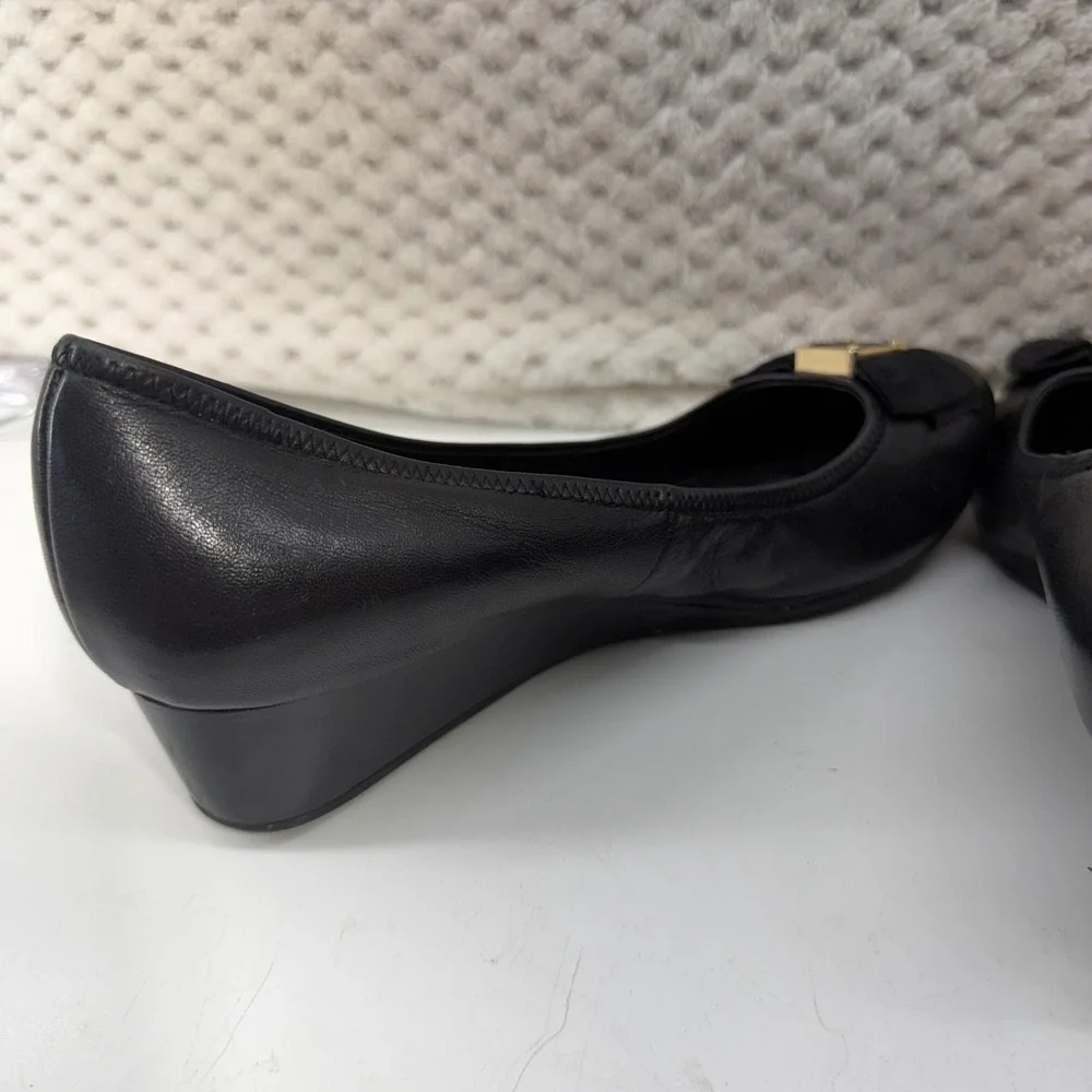 Cole Haan Tali Bow Wedge Pumps Womens 8.5B Black Leather Grand.OS W11798